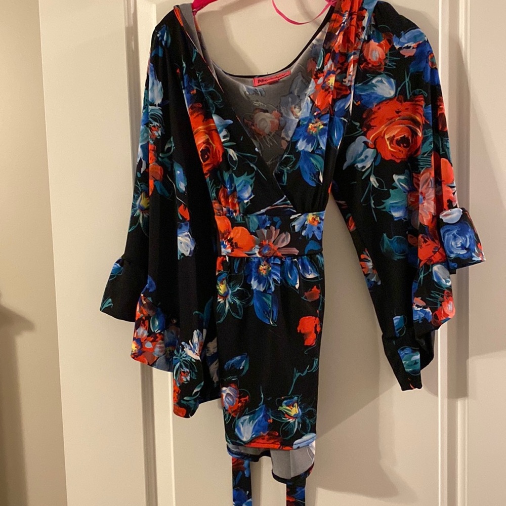 Worn once!! Betsey Johnoson blouse